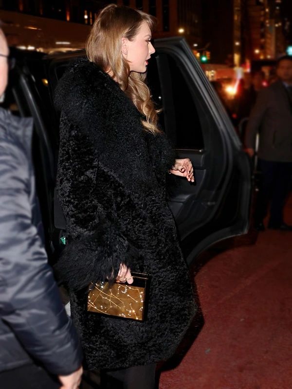 Charlotte Simone Taylor Swift Black Fur Coat