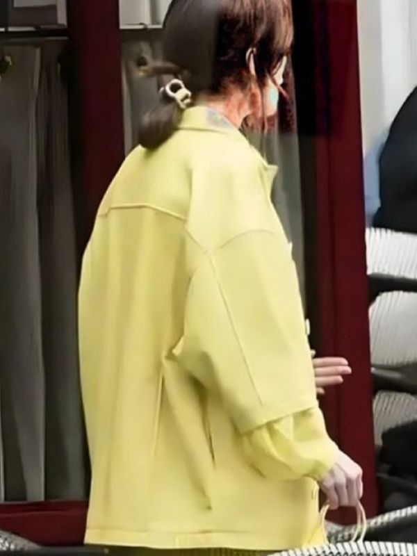 Emily In Paris S04 Lily Collins Yellow Jacket