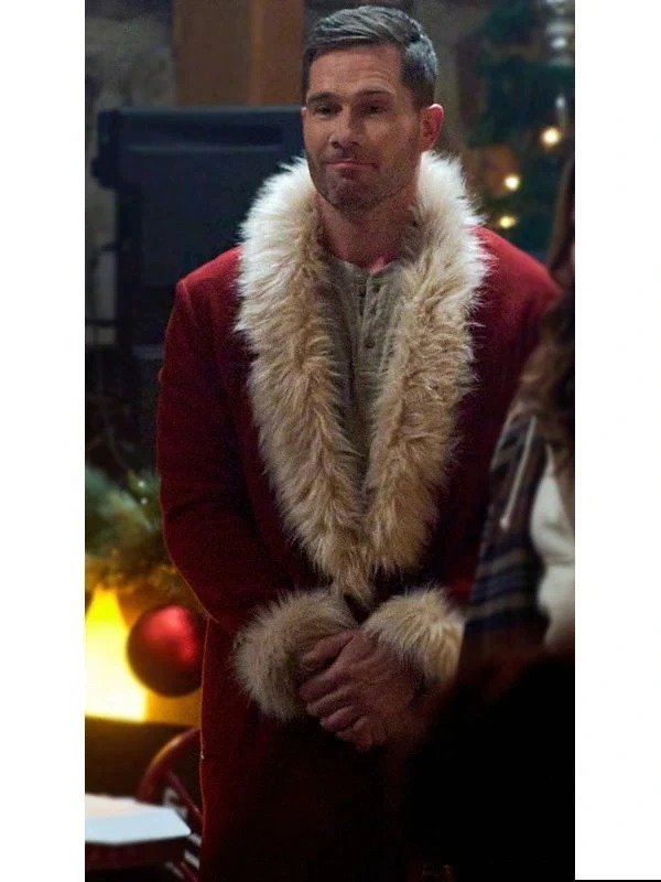 Catch Me If You Claus 2023 Luke Macfarlane Red Santa Coat Catch Me If You Claus 2023 Luke Macfarlane Red Santa Coat - Image 5