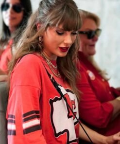 Taylor Swift Chiefs T-shirt Taylor Swift Chiefs T-shirt