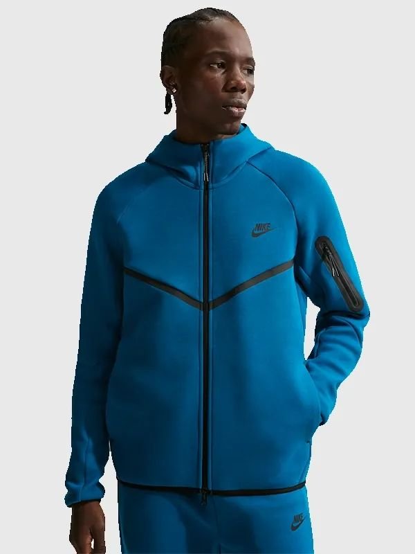 Nike Tech Windrunner Fleece Jacket Long Zip Nike Tech Windrunner Fleece Jacket 2026