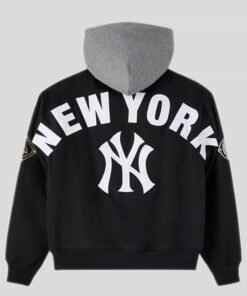 OVO x MLB 2026 New York Yankees Bomber Jacket OVO x MLB 2026 New York Yankees Bomber Jacket Black