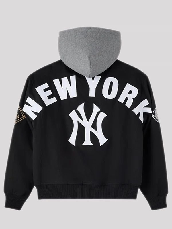 OVO x MLB 2026 New York Yankees Bomber Jacket OVO x MLB 2026 New York Yankees Bomber Jacket Black
