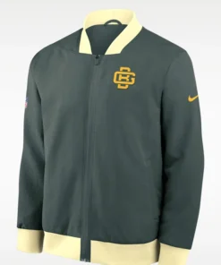 Green Bay Packers 2026 Nike Rivalries Sideline Jacket
